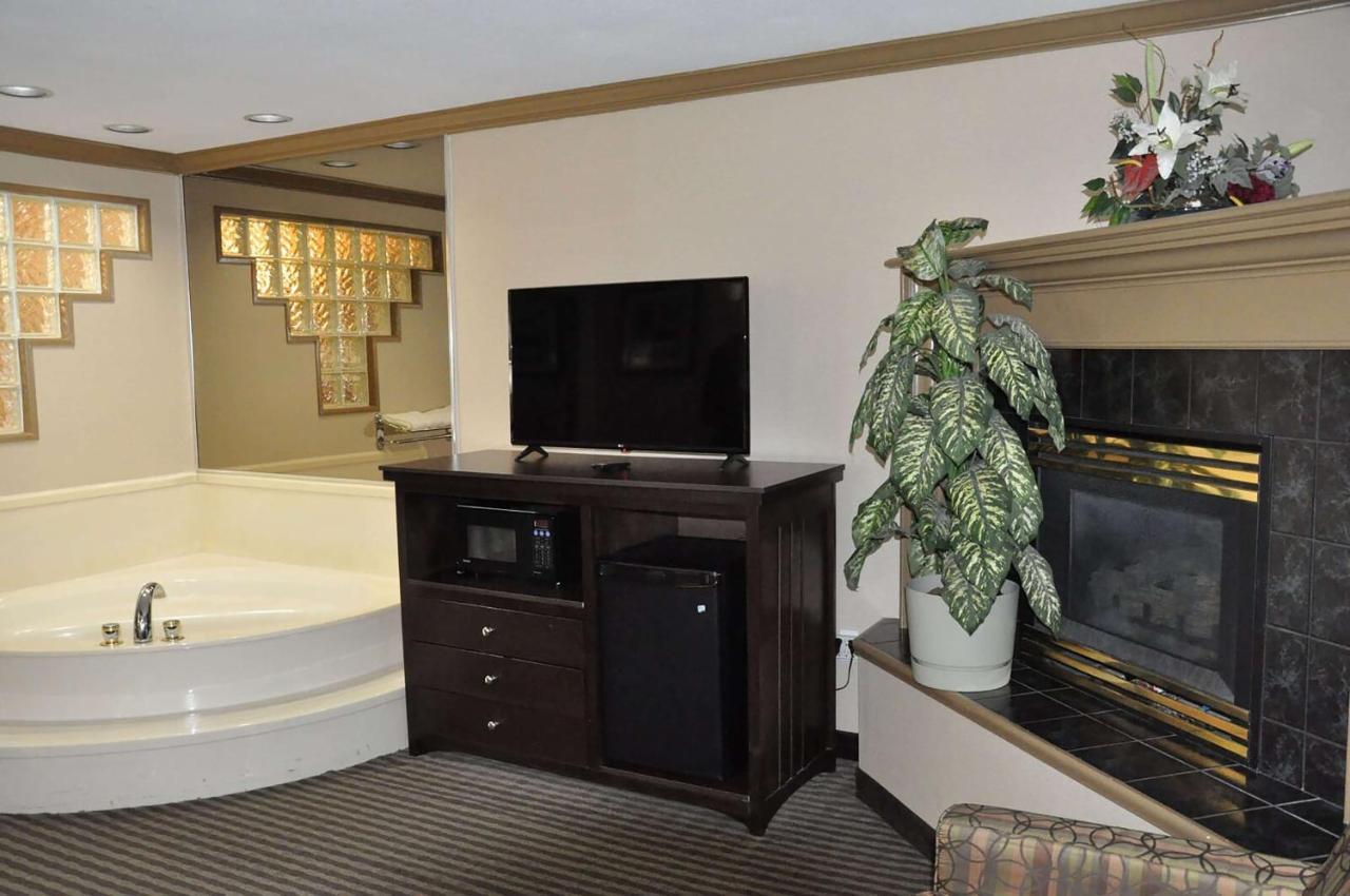Ramada By Wyndham Abbotsford Hotell Eksteriør bilde